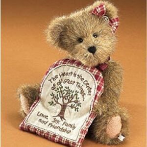 NWT Cherish HeartLee Boyds Bears 8” Stuffed Animals